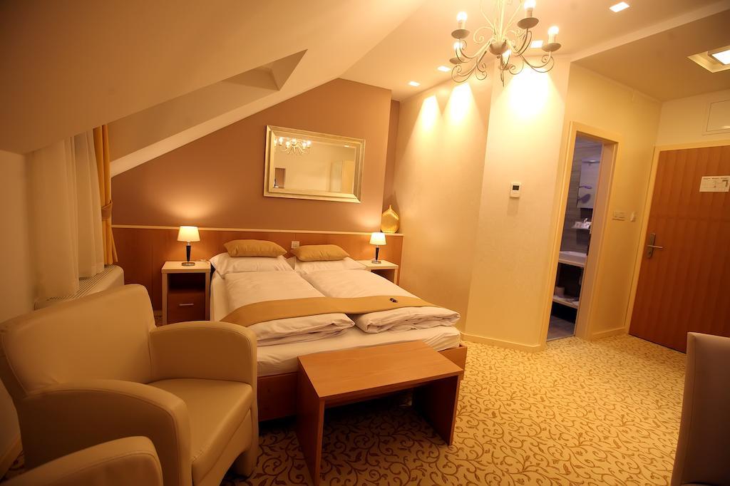 Hotel Gallus Sesvete Dış mekan fotoğraf